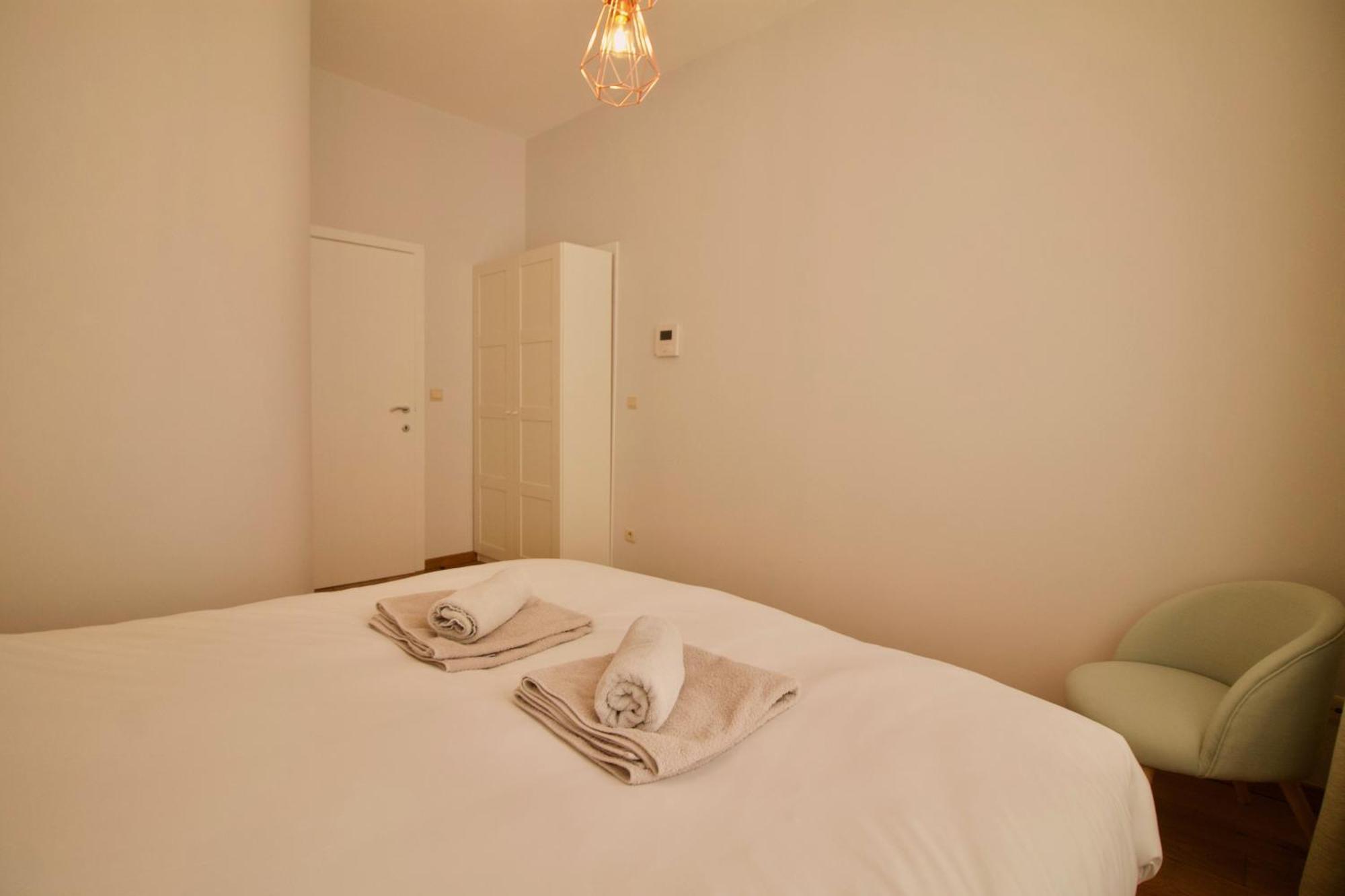 Heart Of Grand Place - Stunning 3Br Triplex บรัสเซลส์ ภายนอก รูปภาพ