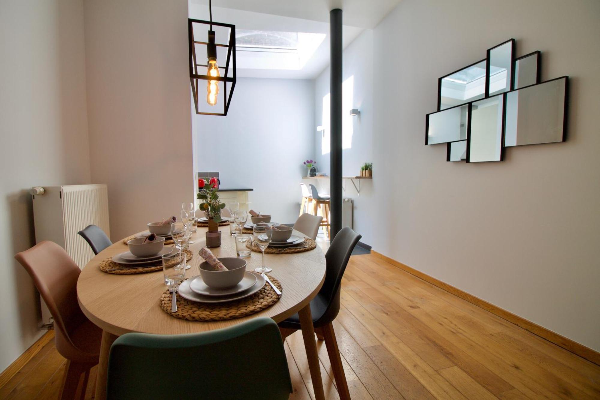 Heart Of Grand Place - Stunning 3Br Triplex บรัสเซลส์ ภายนอก รูปภาพ
