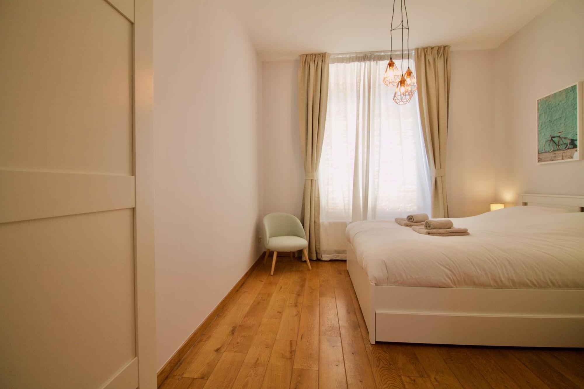 Heart Of Grand Place - Stunning 3Br Triplex บรัสเซลส์ ภายนอก รูปภาพ